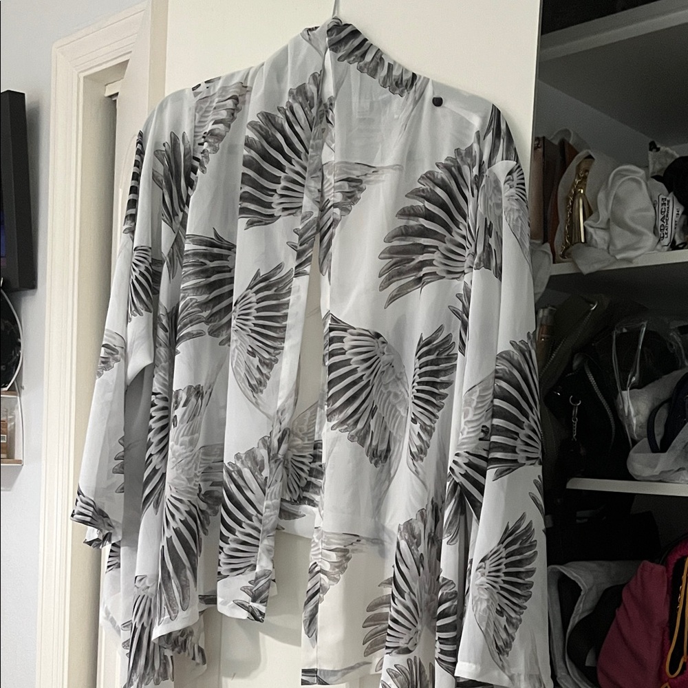 Elegant Gray Leaf Print Women's Tunic